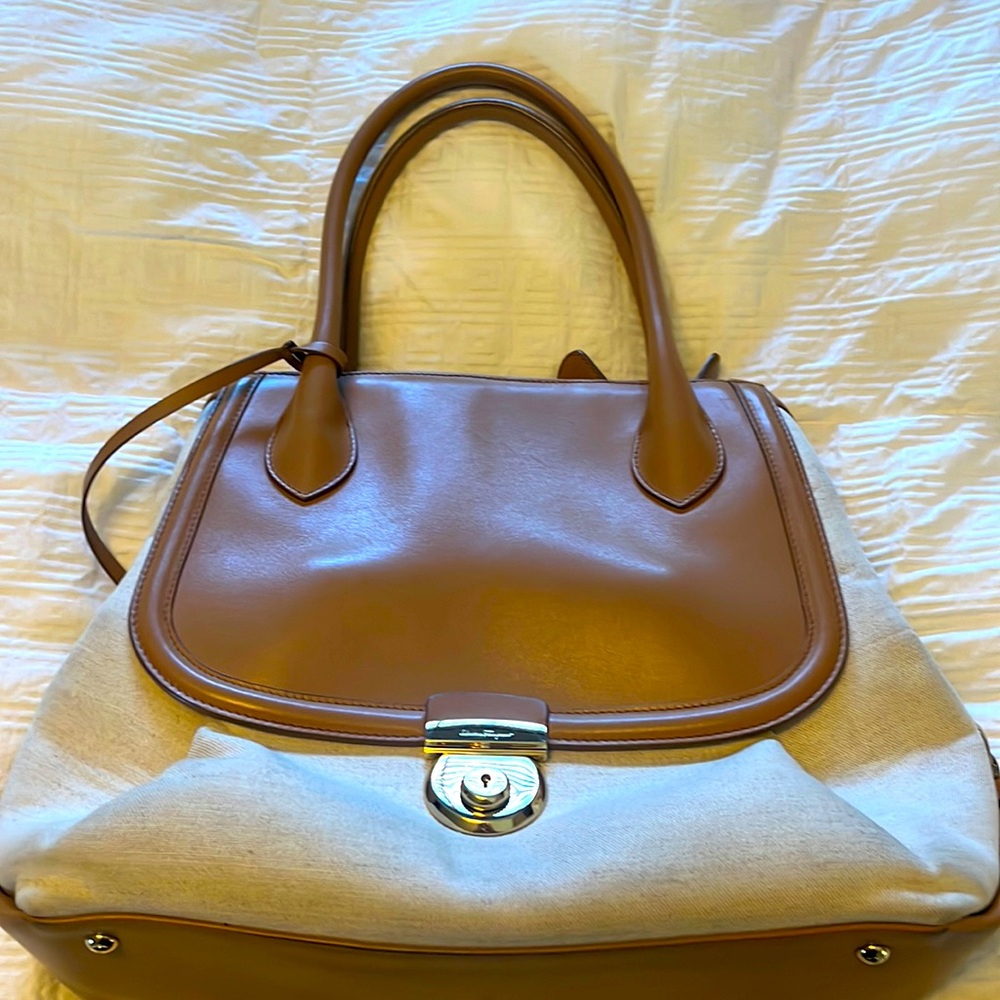 S.Ferragamo bag - Picture 1 of 11